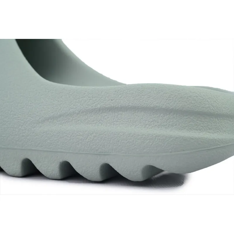 XP Adidas Yeezy Iight Grayish Green