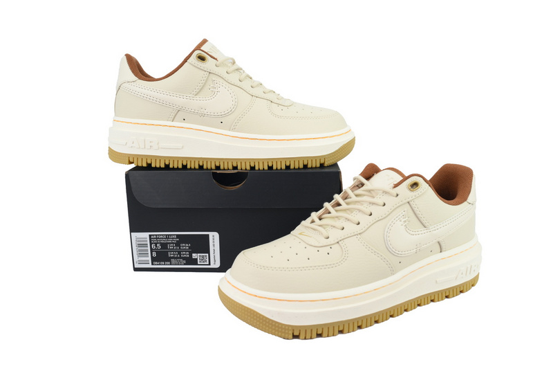 Nike Air Force 1 Luxe 'Pecan'