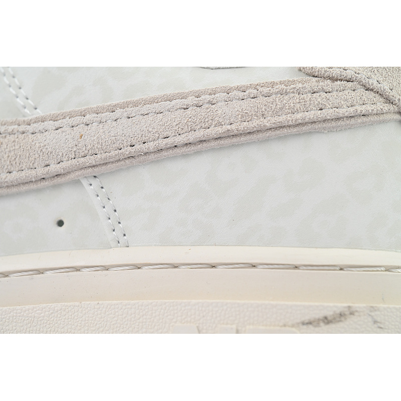 Nike Air Force 1 Luxe 'Triple White'