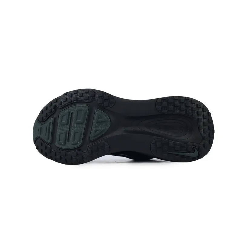 NIKE Vomero 18 'Triple Black'