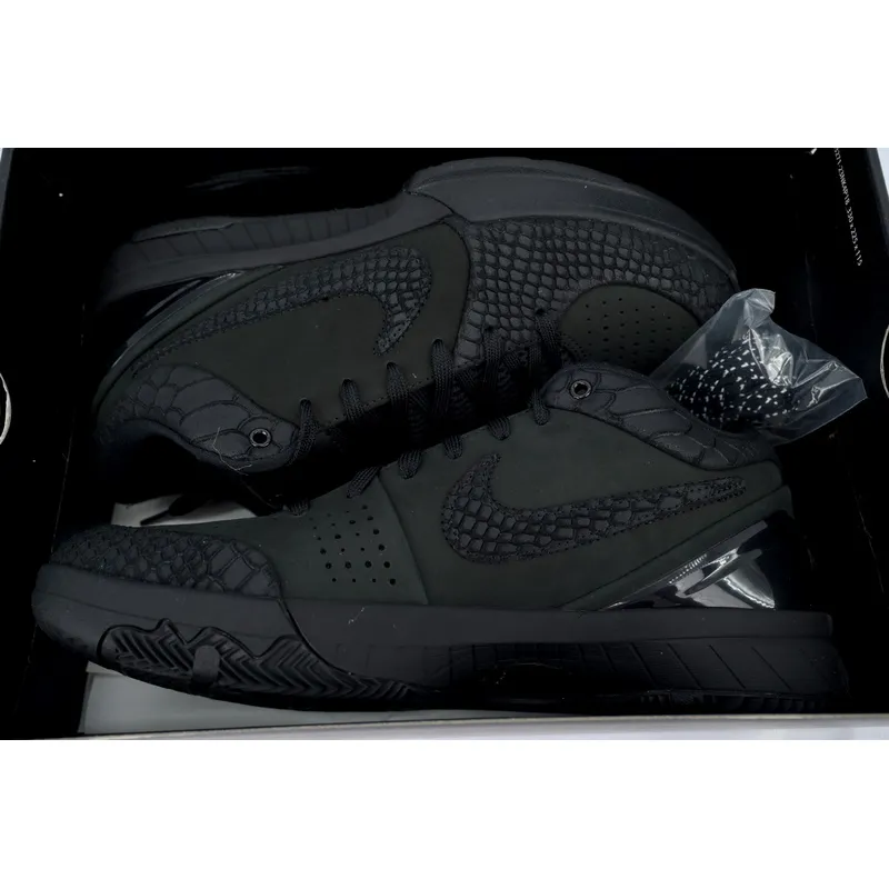 Nike Kobe 4 Protro “Black Mamba” 
