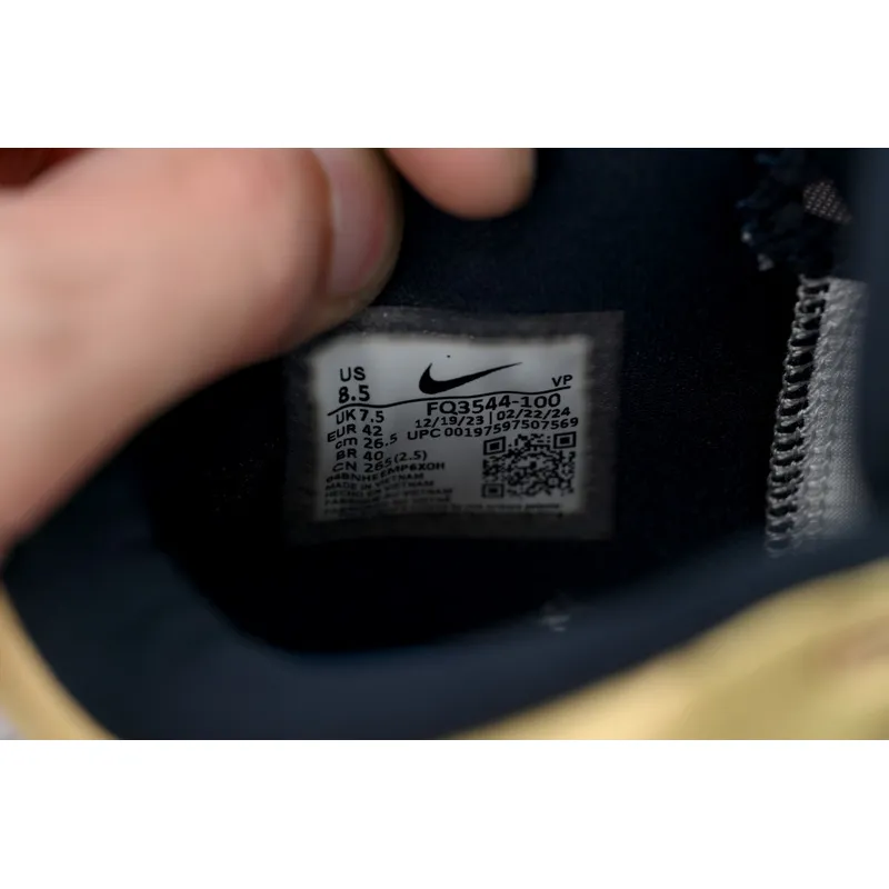 Zoom Kobe 4 Protro 'Gold Medal'