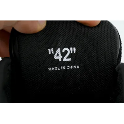 FF-WHITE Out Of All Black 02