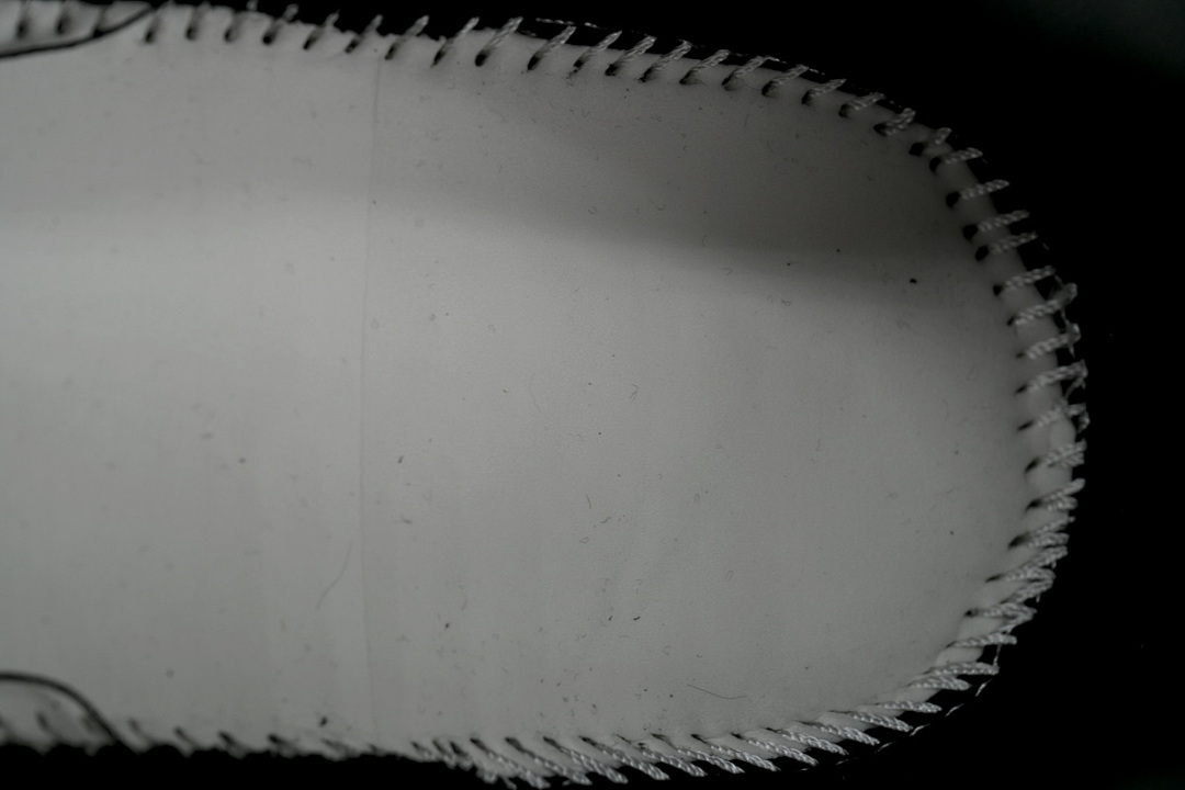 FF-WHITE Out Of All Black