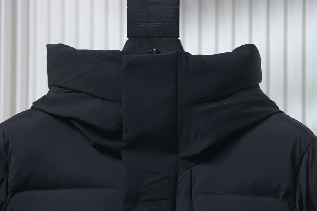   Moncler  BLACK 42522686