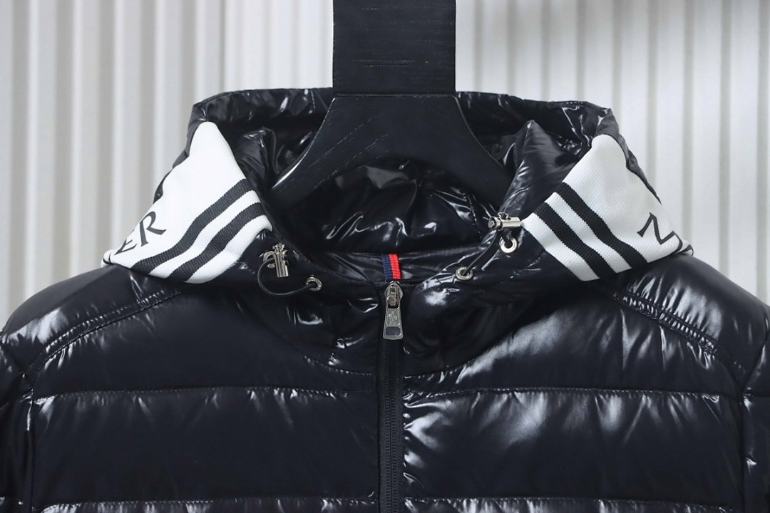  Moncler  black 