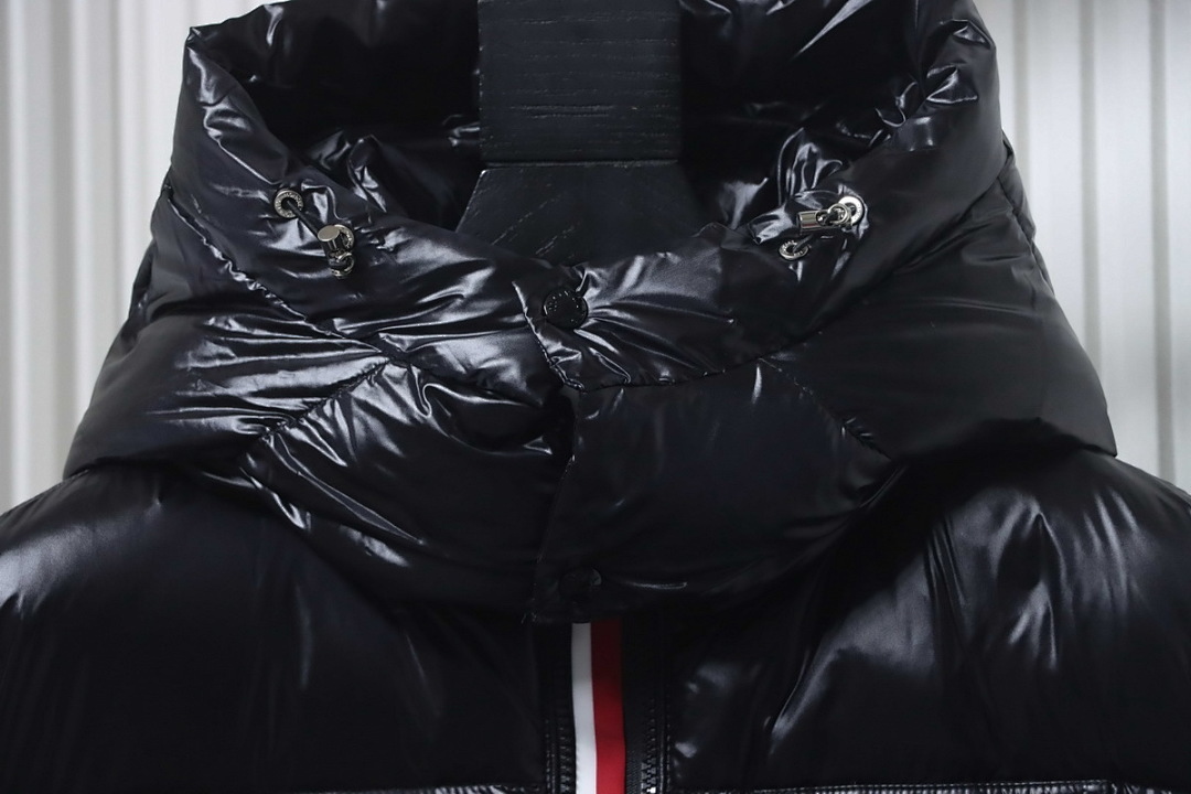 Moncler BLACK 42522686