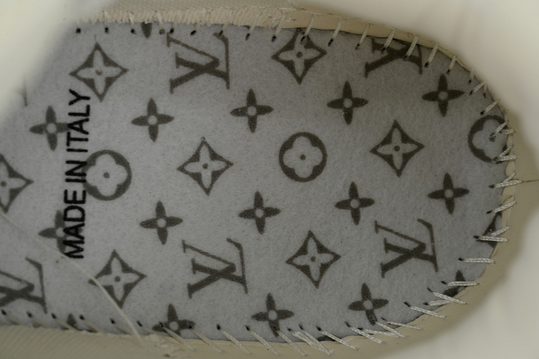  LOUIS VUITTON New khaki Wool Weaving