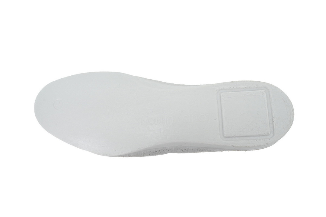  LOUIS VUITTON White Brown