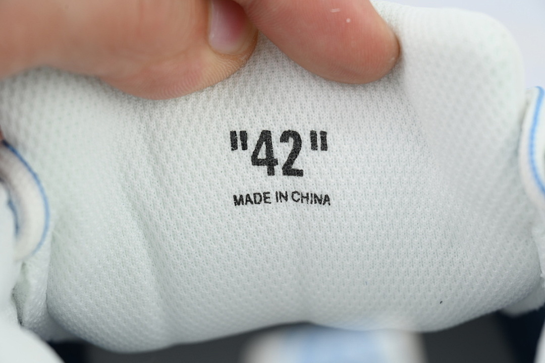 OFF-WHITE Out Of Gradient Blue