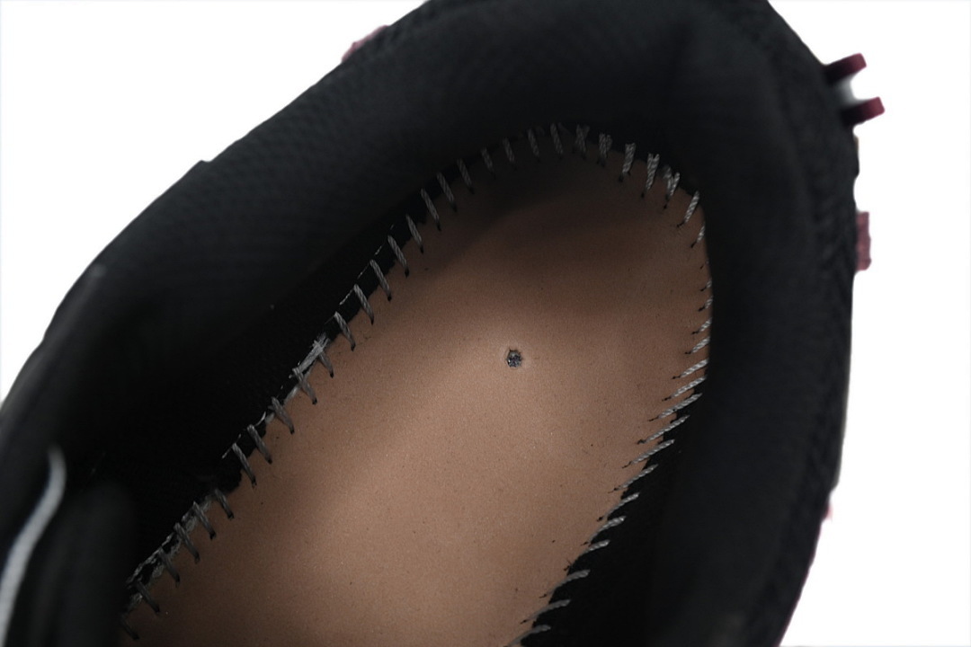 OMIA295F24 FAB00 10012 FF-WHITE Black Purple Red