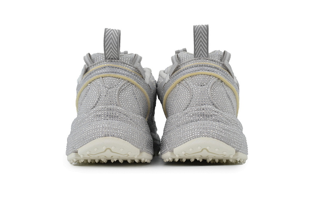 OWIA289W24 FAB00 18300 FF-WHITE Out Of Silver Full Diamond