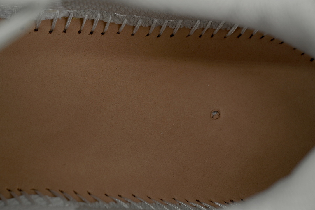 OWIA289W24 FAB00 18300 FF-WHITE Out Of Silver Full Diamond