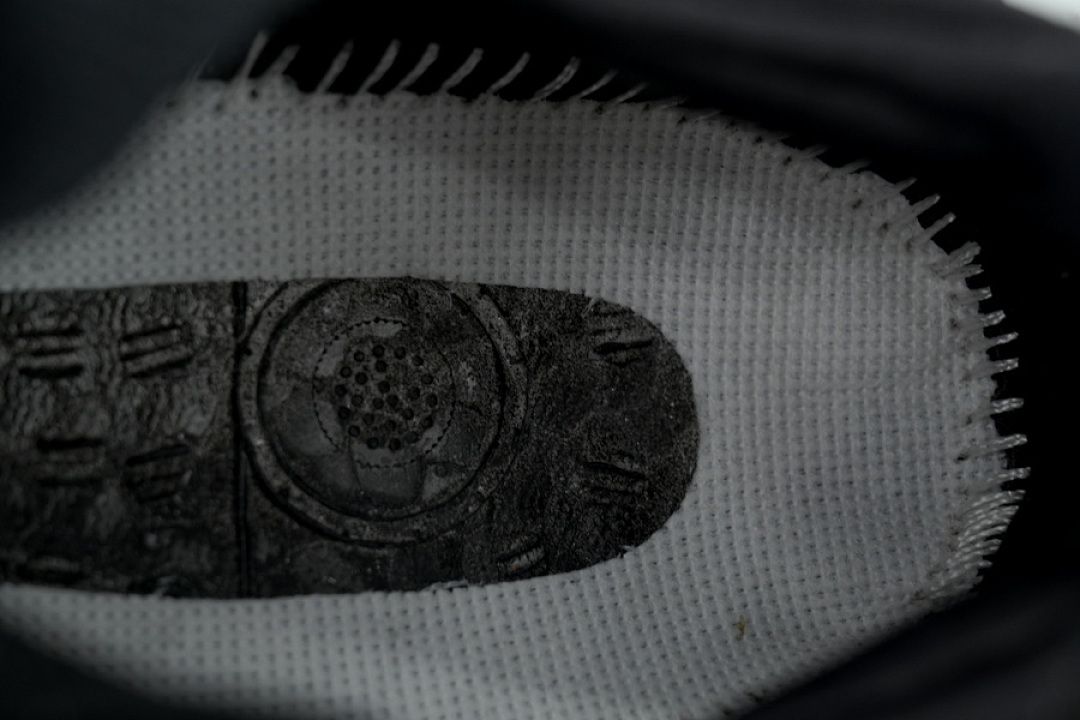 Adidas Y-3 UltraBoost 5 'all Black'