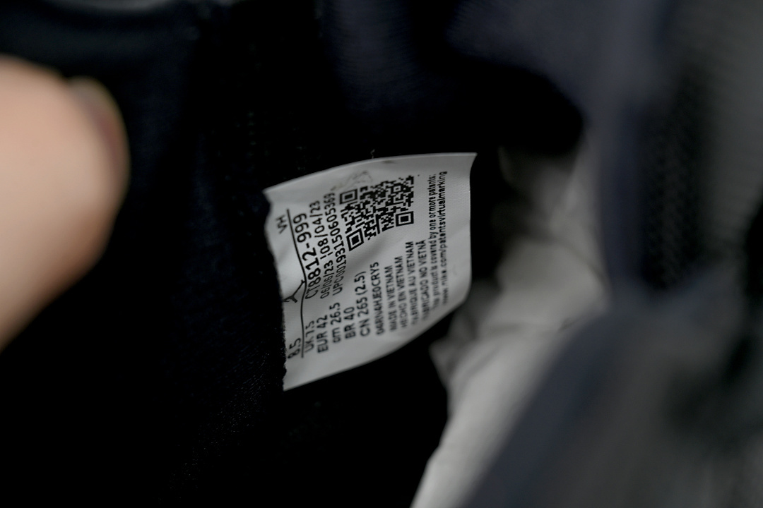   DJ  CT8812-999 Air Jordan 11 Retro Blackish Purple