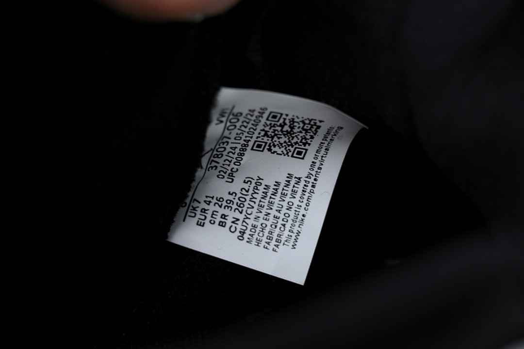  DJ 378037-006 Air Jordan 11 Retro 'Gamma Blue'