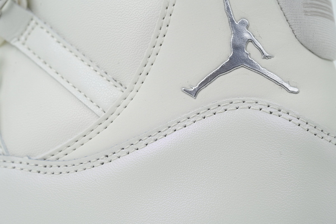 xp AR0715-110 Wmns Air Jordan 11 Retro 'Grand Finale'