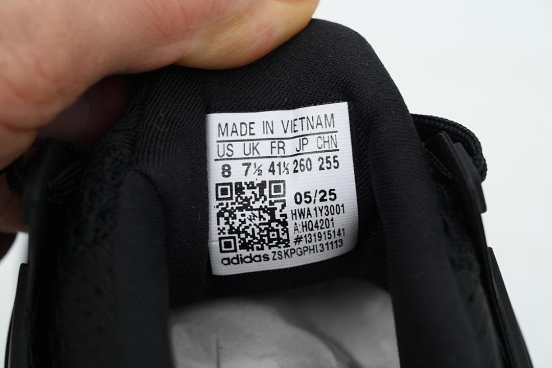  HQ4201 Adidas UltraBoost 1.0 'Double Black'