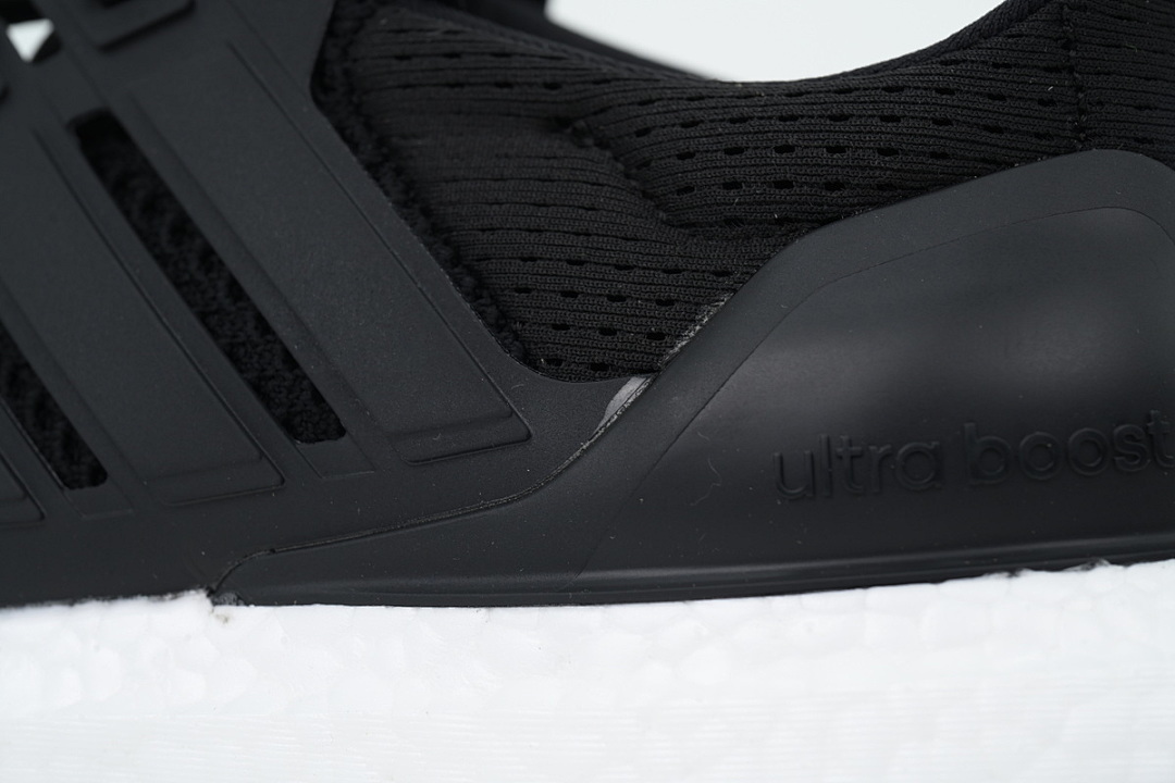  HQ4201 Adidas UltraBoost 1.0 'Double Black'