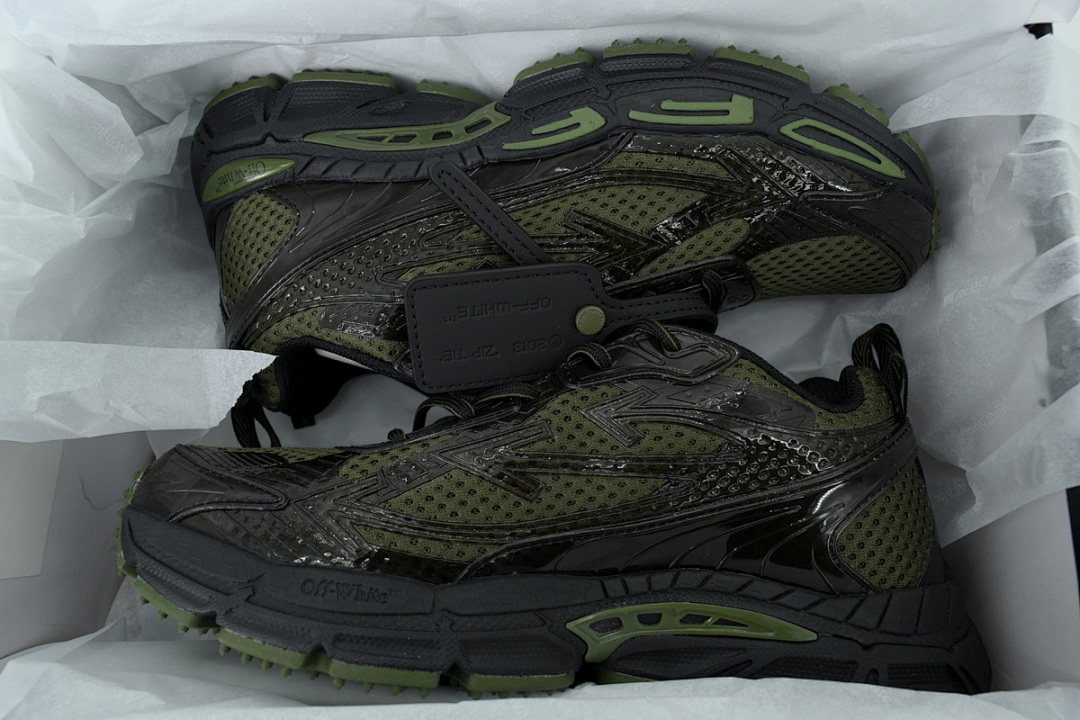 OMIA295F25 FAB003 6310 FF-WHITE Out Of Dark Green