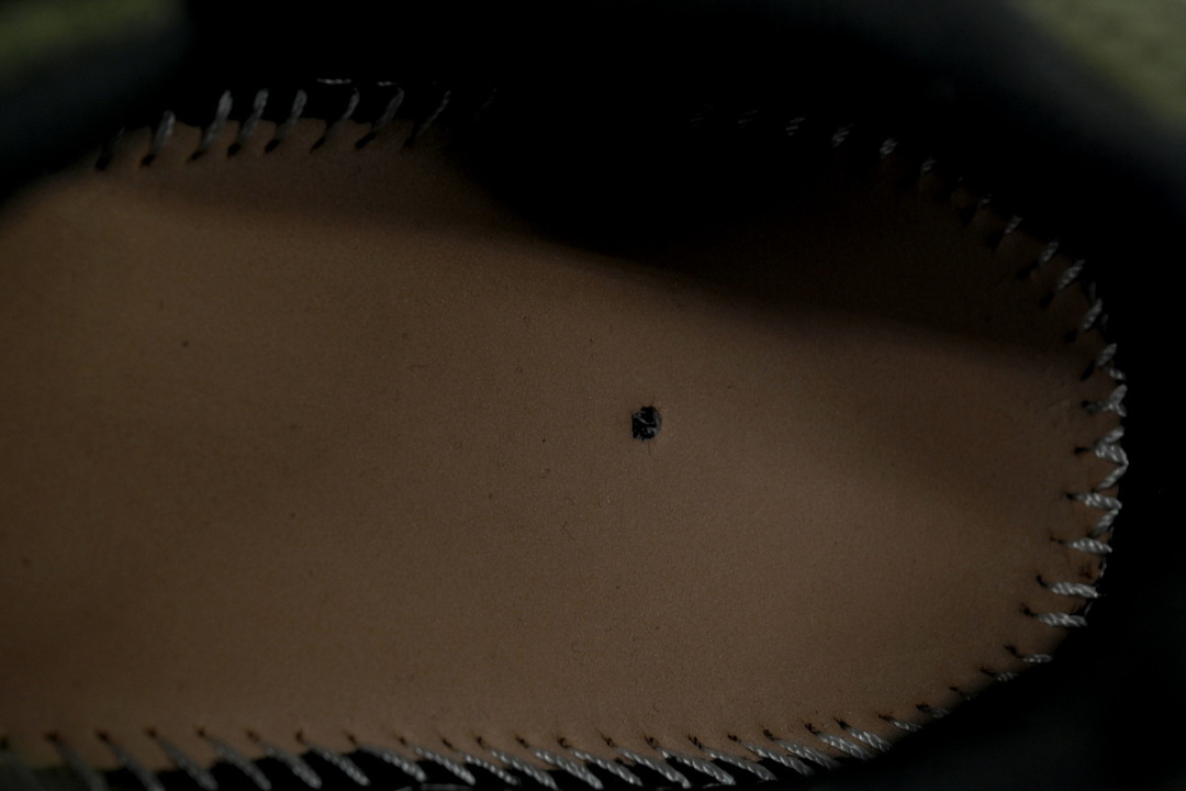 OMIA295F25 FAB003 6310 FF-WHITE Out Of Dark Green