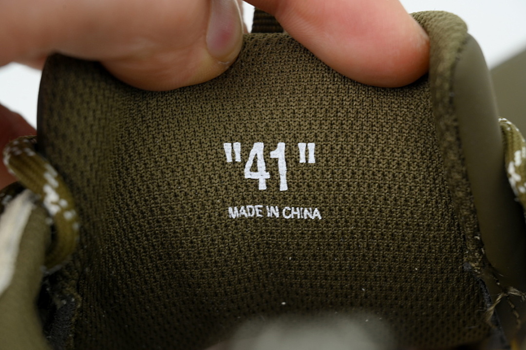 OMIA295F25 LEA001 5717 FF-WHITE Out Of Grayish Green