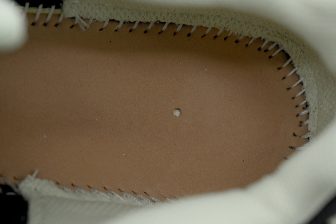 OWIA289 F25LEA001 0310 FF-WHITE Out Of Light Beige