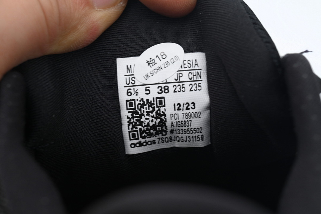 IG5837 adidas Supernova Rise 'Black Halo Silver'