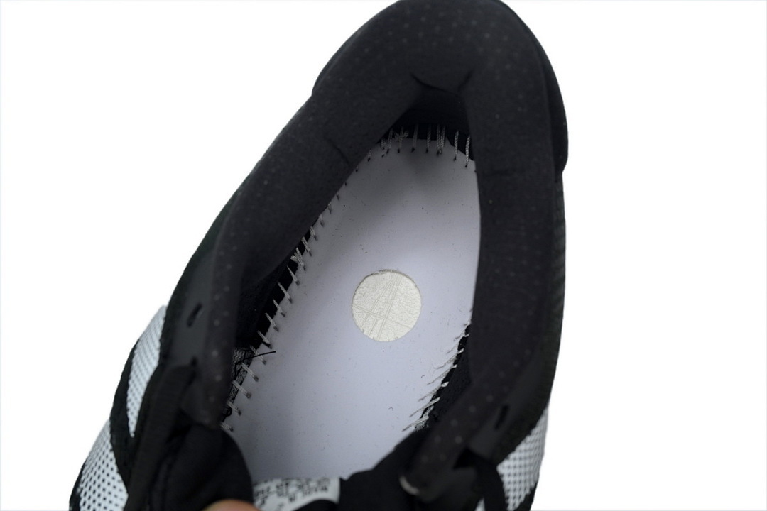 IG5844 adidas Supernova Rise 'Black Carbon'