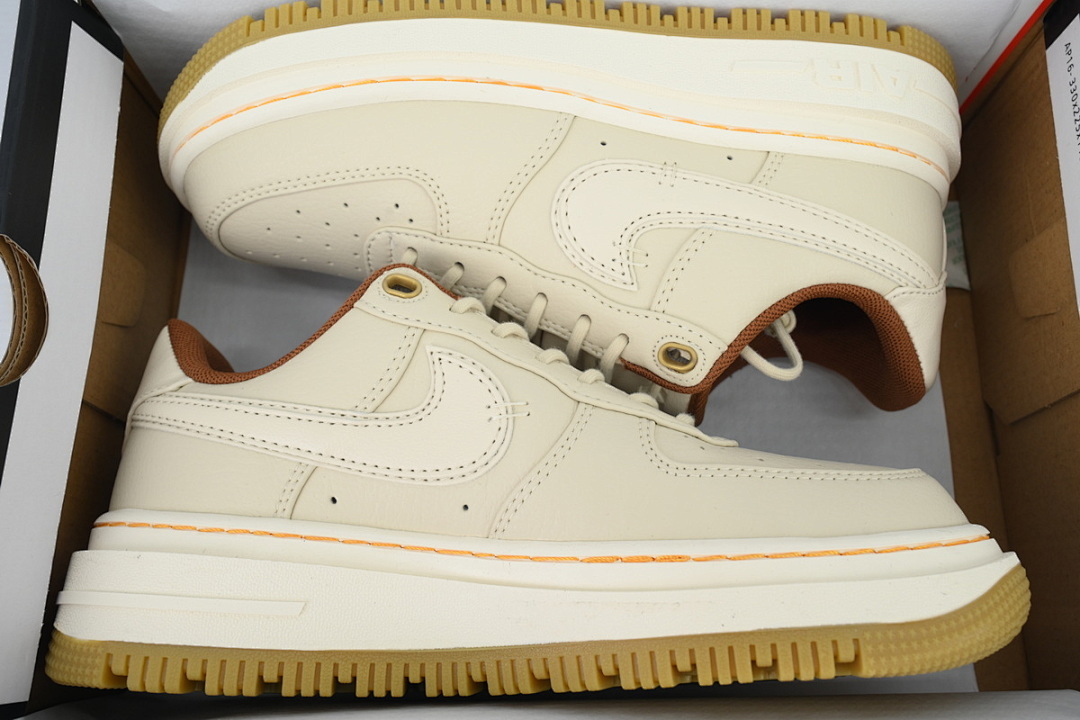 Nike Air Force 1 Luxe 'Pecan'