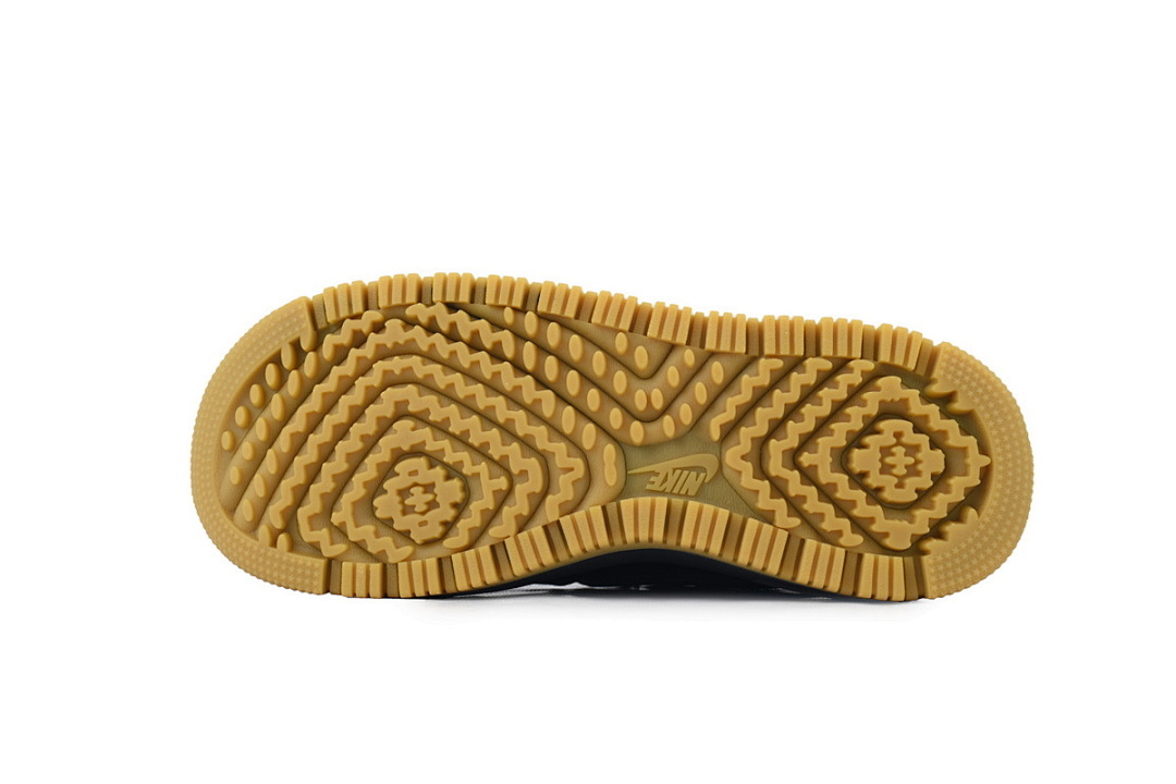 Nike Air Force 1 Luxe 'Black Gum'