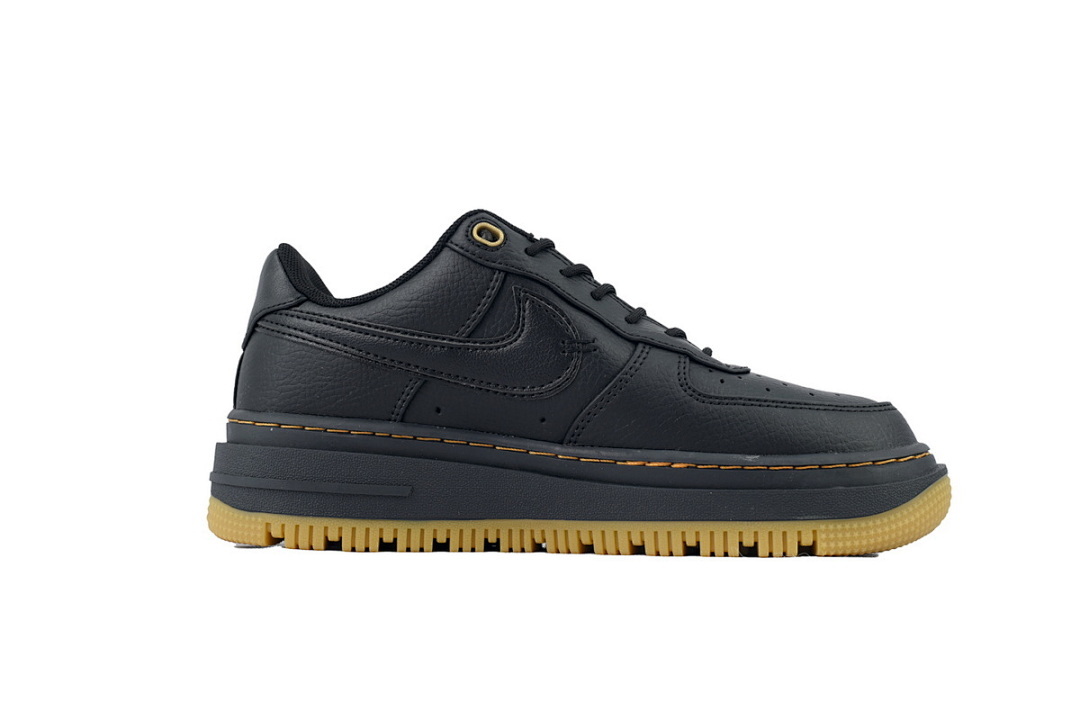 Nike Air Force 1 Luxe 'Black Gum'