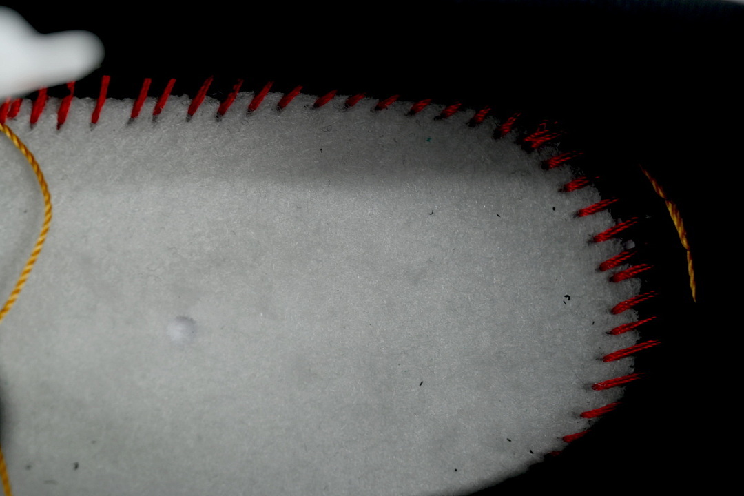 Nike Air Force 1 Luxe 'Black Gum'