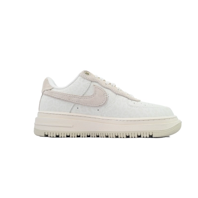 Nike Air Force 1 Luxe 'Triple White' 02