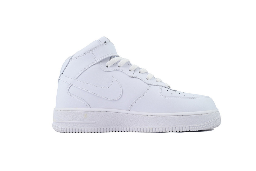 Nike Air Force 1 '07 Mid 'Triple White'