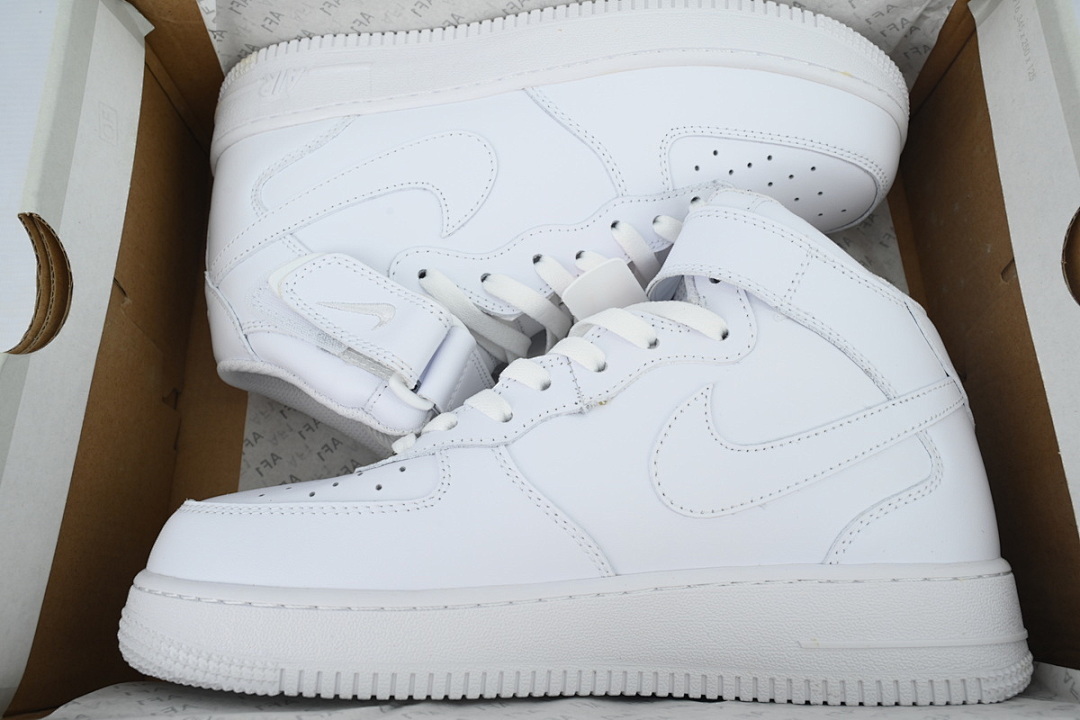 Nike Air Force 1 '07 Mid 'Triple White'