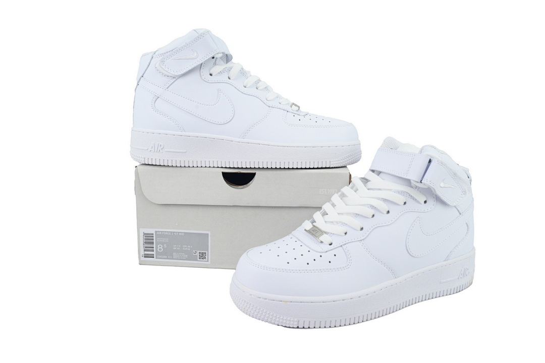 Nike Air Force 1 '07 Mid 'Triple White'