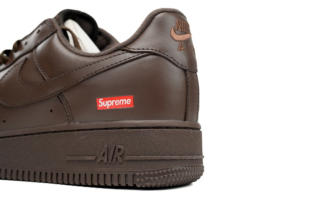 Supreme x Nike Air Force 1 Low "Baroque Brown"
