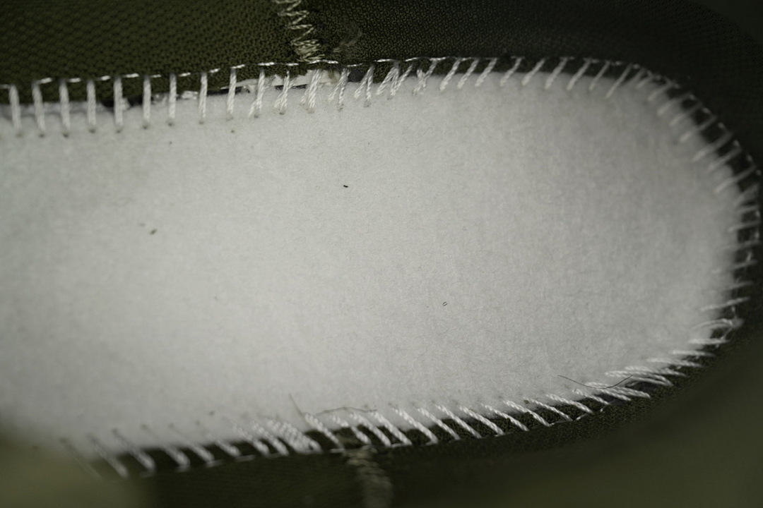  Bottega Veneta Orbit Olive Green