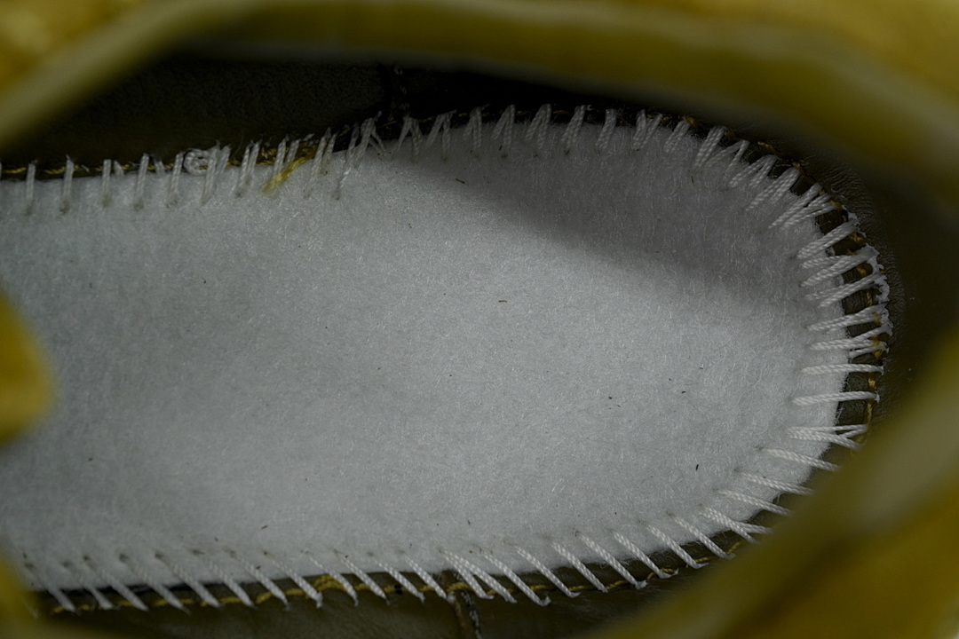 Bottega Veneta Orbit Suede Green