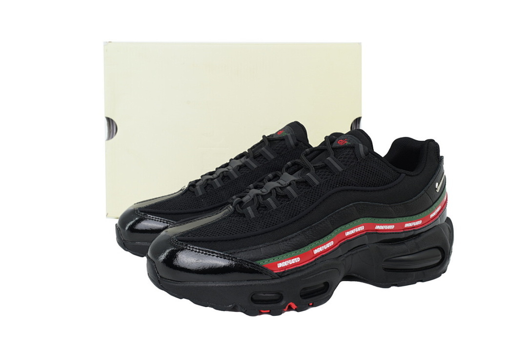 MC IB4453-001 Undefeated x Nike Air Max 95 'Black'