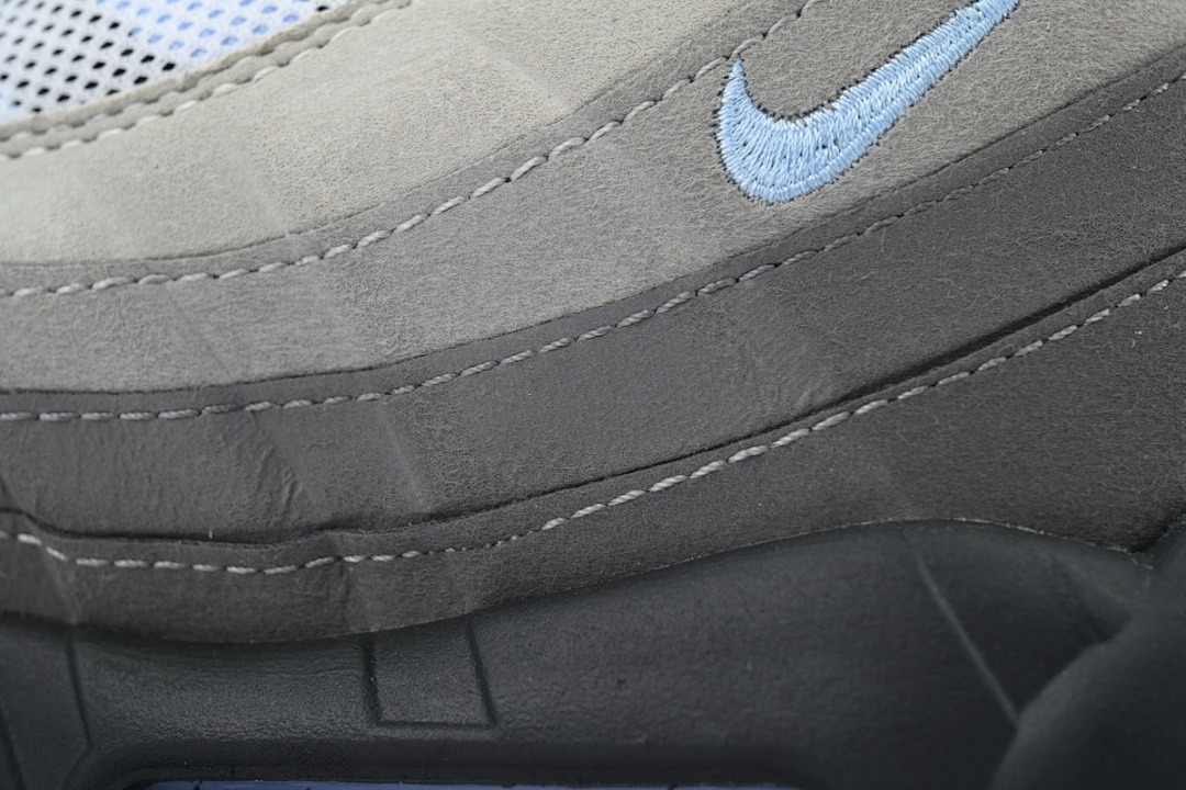   MC CD1529-001 Air Max 95 'Aluminum'