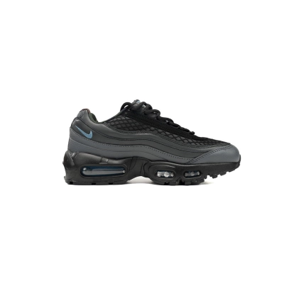 Corteiz x Nike Air Max 95 “Les Bleus” 02