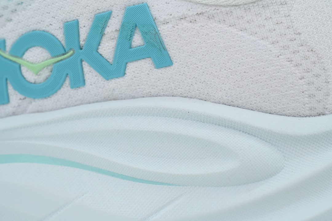 1162031-WTCL Wmns Clifton 10 'White Cielo Blue'