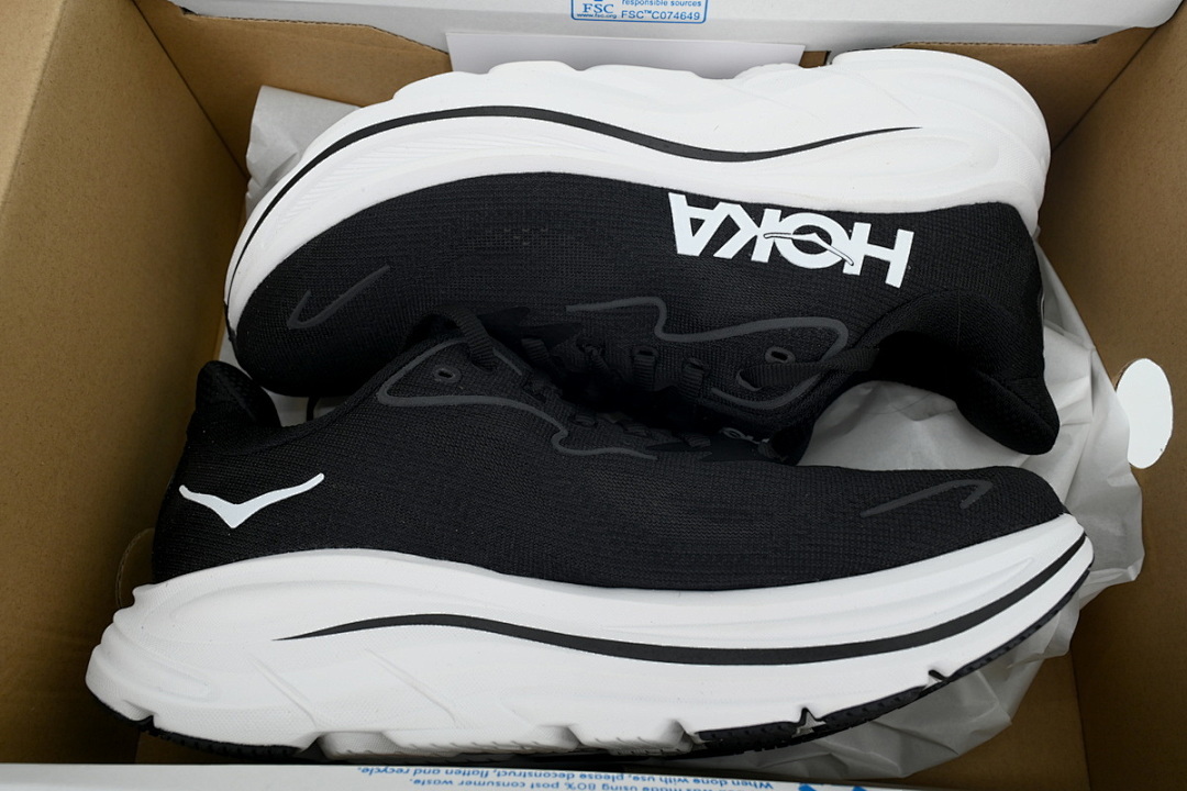 1162050-BWHT Wmns Clifton 10 Wide 'Black White'