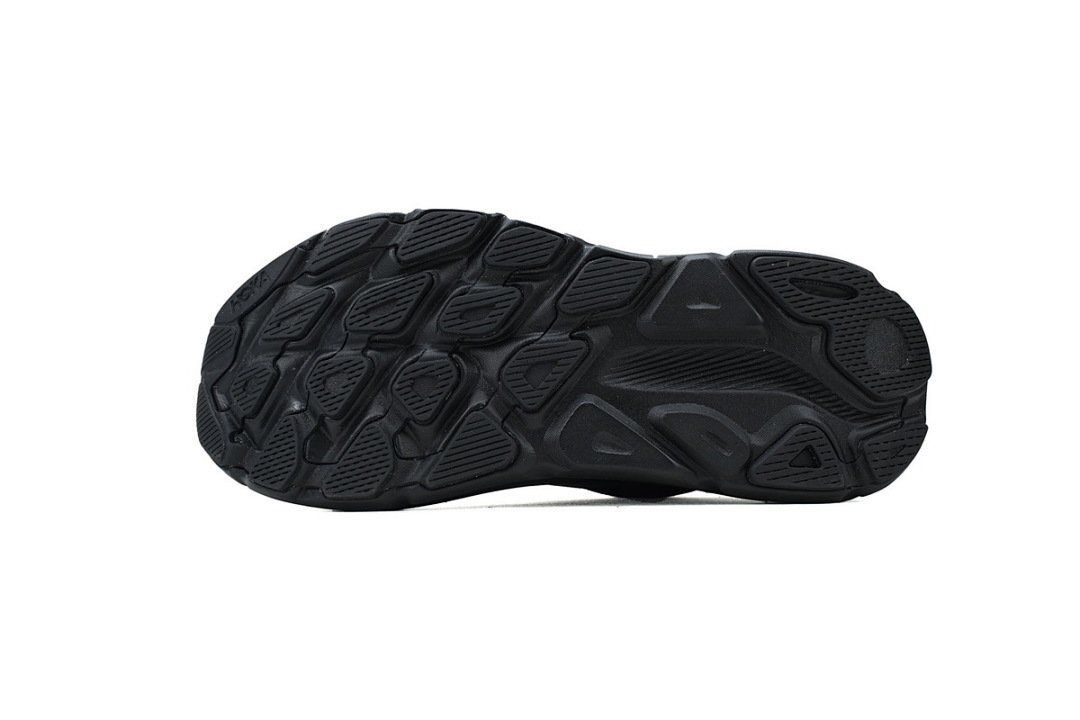 1127895-BBLC HOKA Clifton 9 'Triple Black'