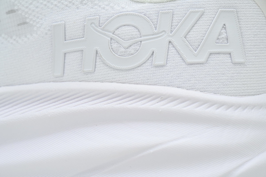1127895-WWH HOKA Clifton 9 'Triple White'