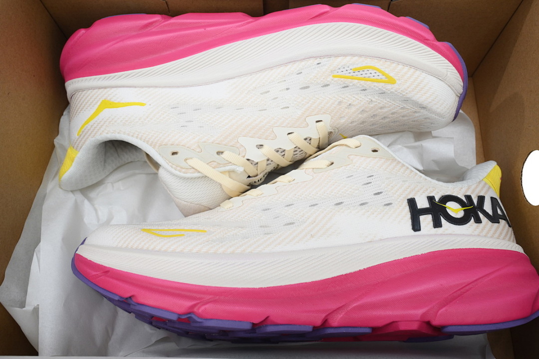 1127896-EBDB HOKA Clifton 9 'Eggnog Blanc De Blanc'