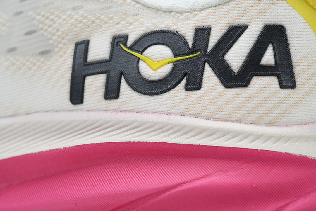 1127896-EBDB HOKA Clifton 9 'Eggnog Blanc De Blanc'