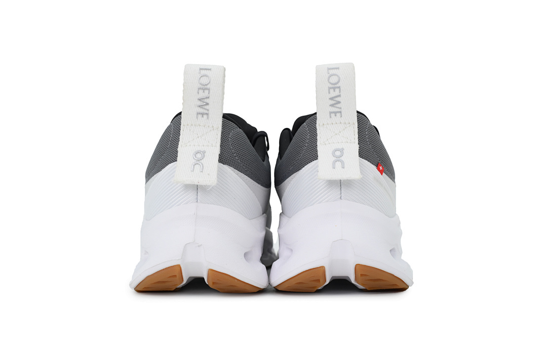  Cloudtilt Black And White